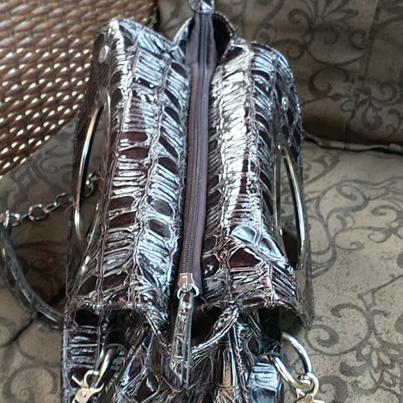 Beautiful Large Chenson Shoulder Bag - Picture 7 of 11